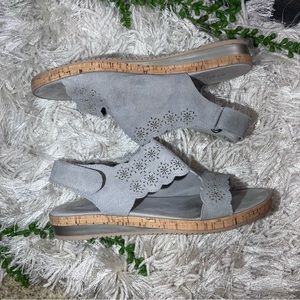 -💙2/$40💙Sesto Meucci Made in Italy Grey Suede Velcro Strap Sandals Size 9